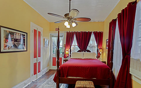 Deluxe Queen Room Deluxe Queen Room